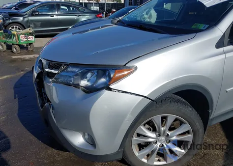 2013 Toyota Rav4 Limited z USA, uszkodzony, nr VIN JTMDFREV4DD019755